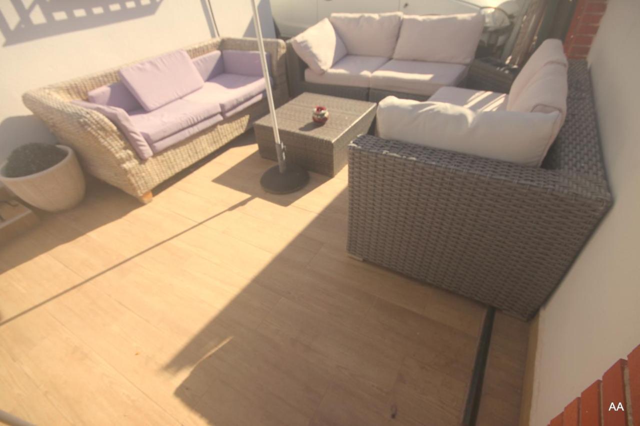 Little Peaceful Retreat: Private Room with Terrace and Amenities Marbella Exterior photo