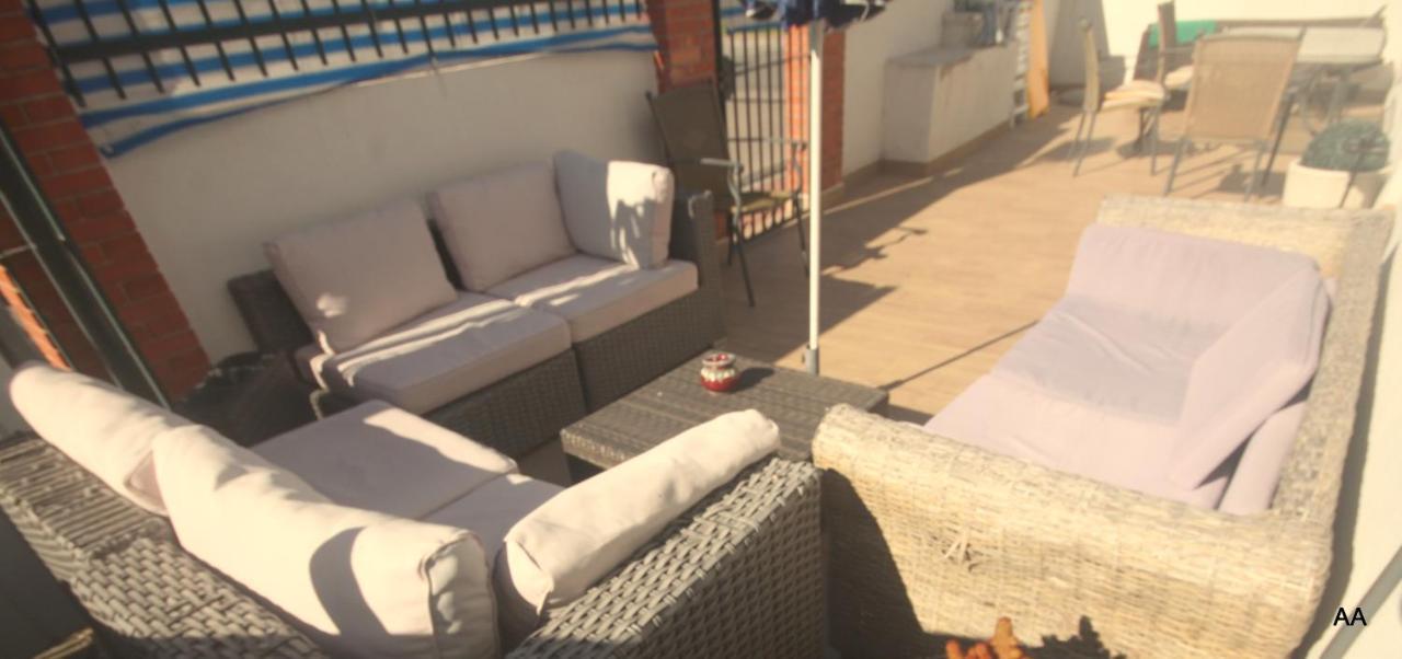 Little Peaceful Retreat: Private Room with Terrace and Amenities Marbella Exterior photo