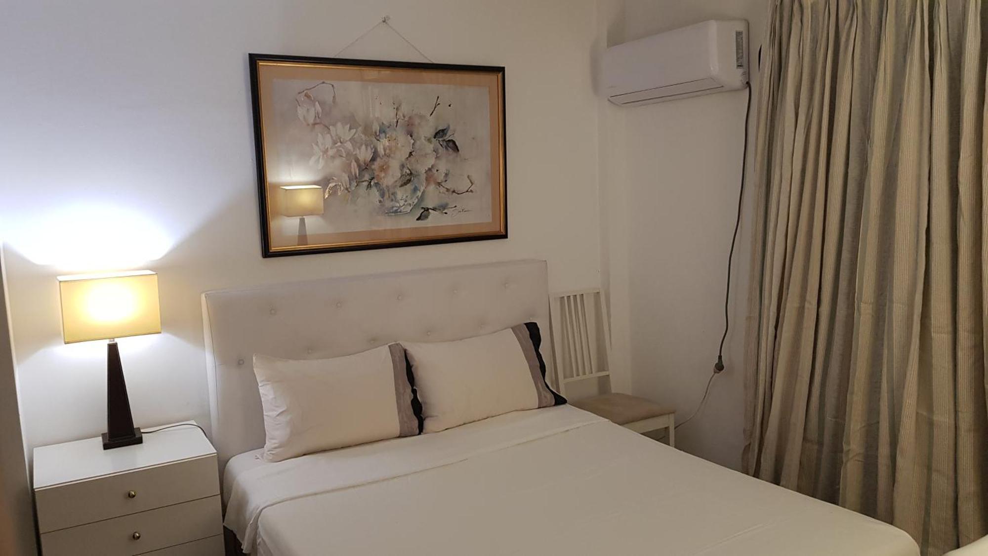 Little Peaceful Retreat: Private Room with Terrace and Amenities Marbella Exterior photo